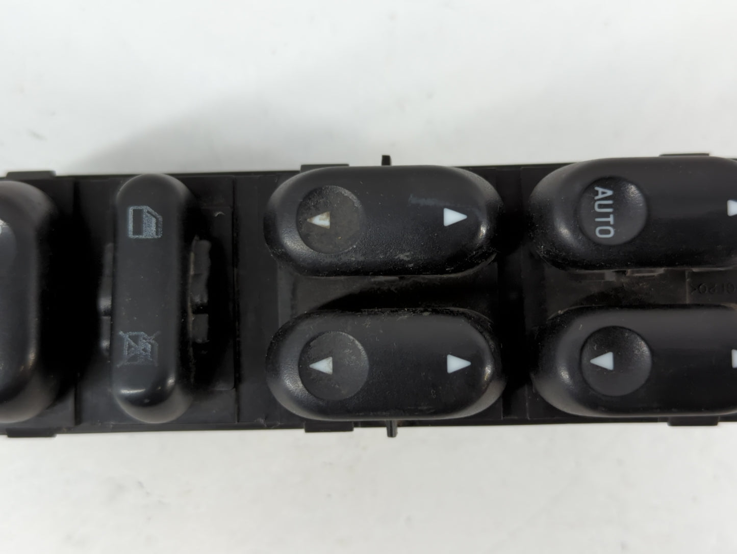 2005 Mazda Tribute Passenger Right Power Window Switch - Oemusedautoparts1.com
