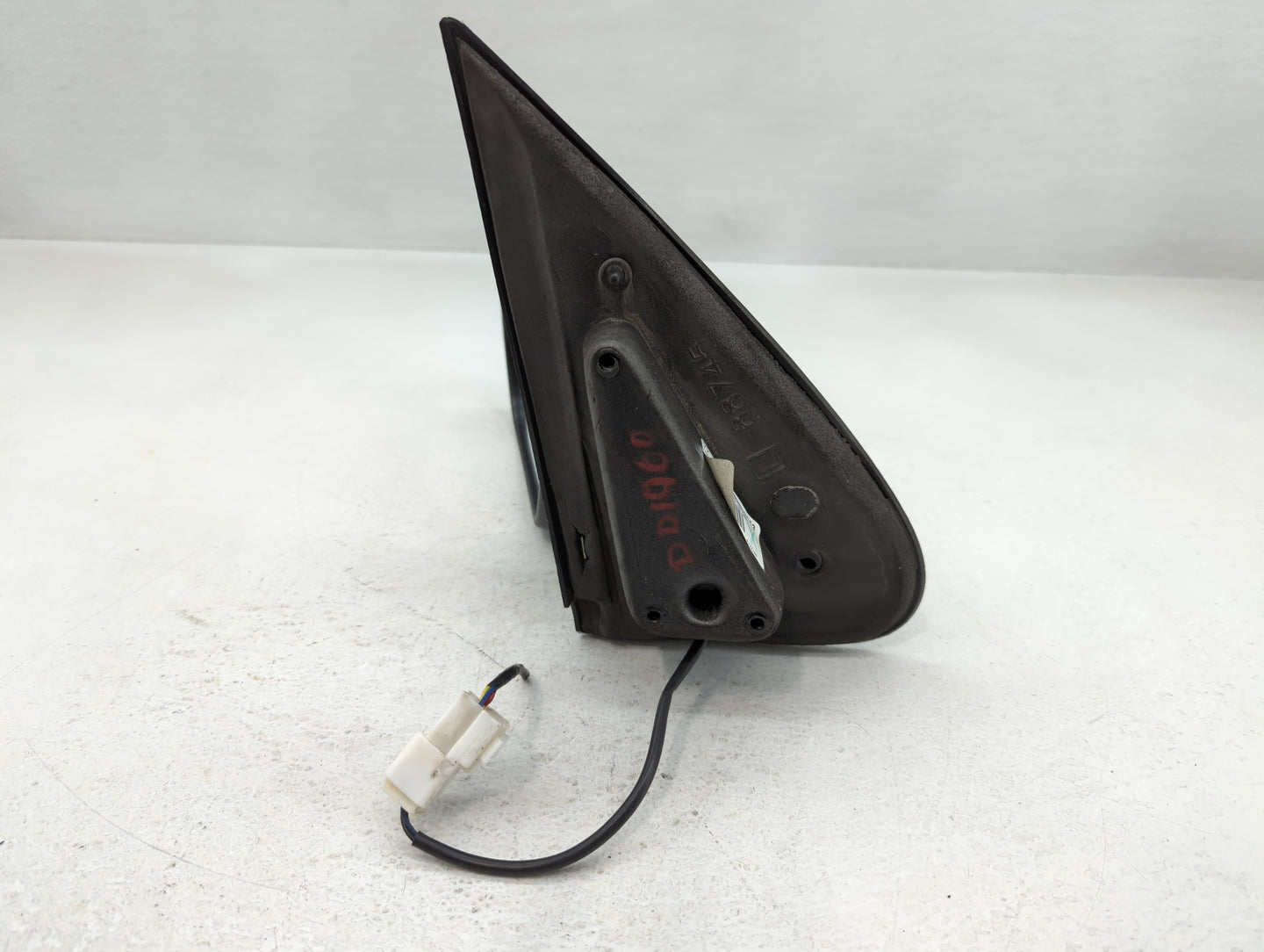 2001-2005 Mazda Tribute Driver Side View Mirror - Left Door Mirror OEM Used - Oemusedautoparts1.com