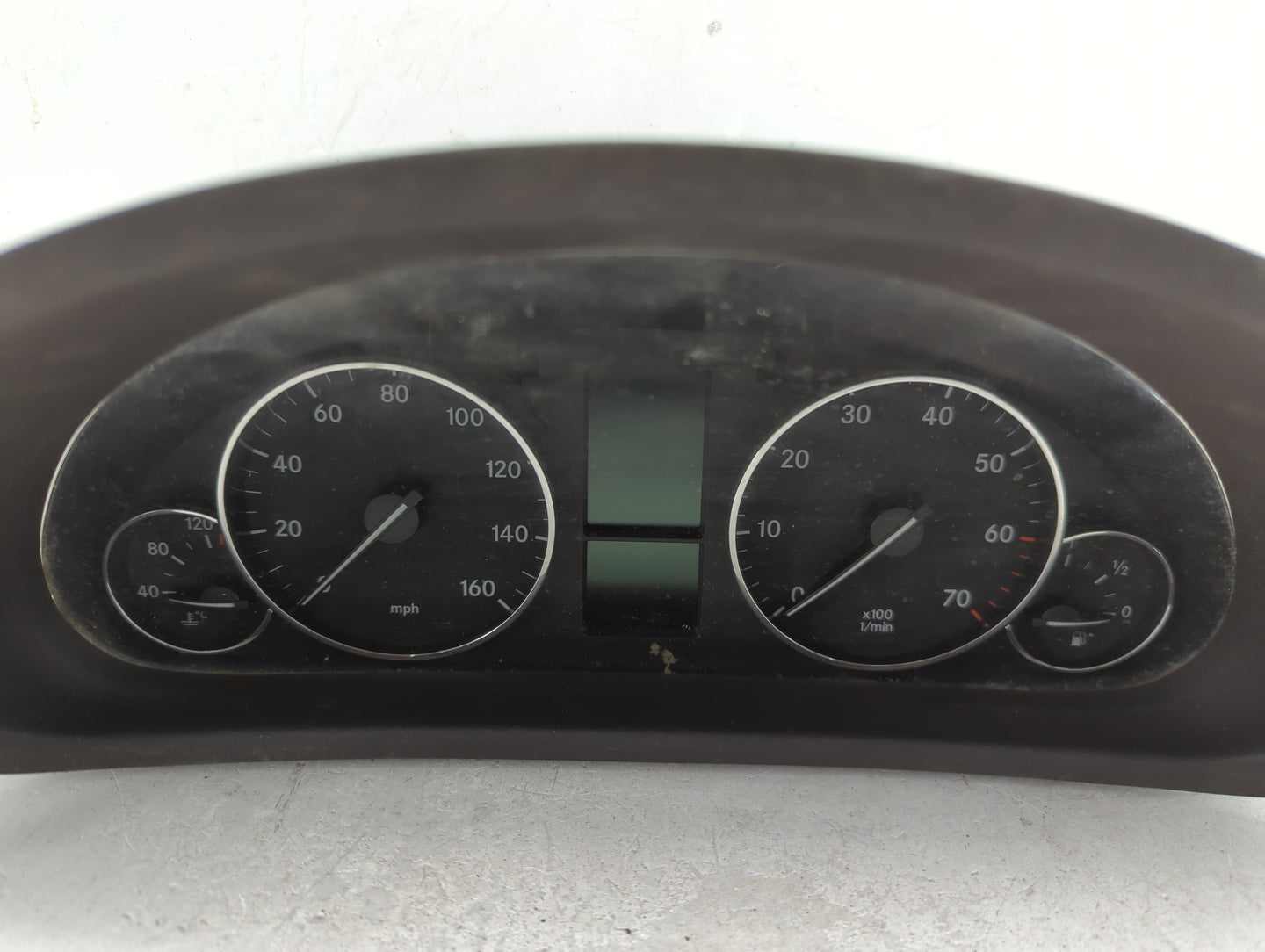 2005 Mercedes-Benz 320 Instrument Cluster Speedometer Gauges P/N:A 203 540 09 48 Miles: Fits OEM Used Auto Parts - Oemusedau