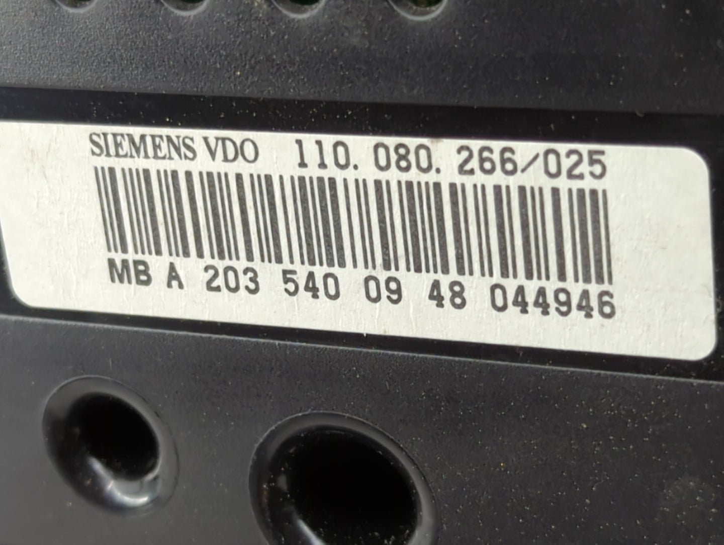 2005 Mercedes-Benz 320 Instrument Cluster Speedometer Gauges P/N:A 203 540 09 48 Miles: Fits OEM Used Auto Parts - Oemusedau