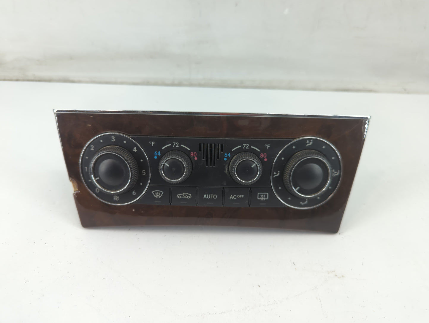 2001-2005 Mercedes-Benz C240 Climate Control Module Temperature AC/Heater Replacement P/N:F 011 021 355 Fits OEM Used Auto P