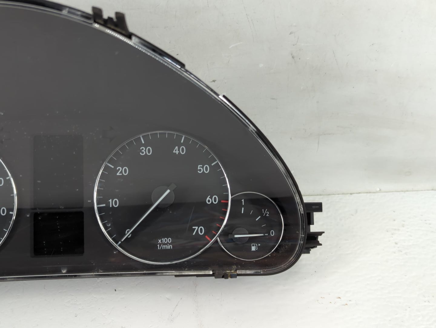 2005 Mercedes-Benz C240 Instrument Cluster Speedometer Gauges P/N:A 203 540 47 47 Fits OEM Used Auto Parts - Oemusedautopart