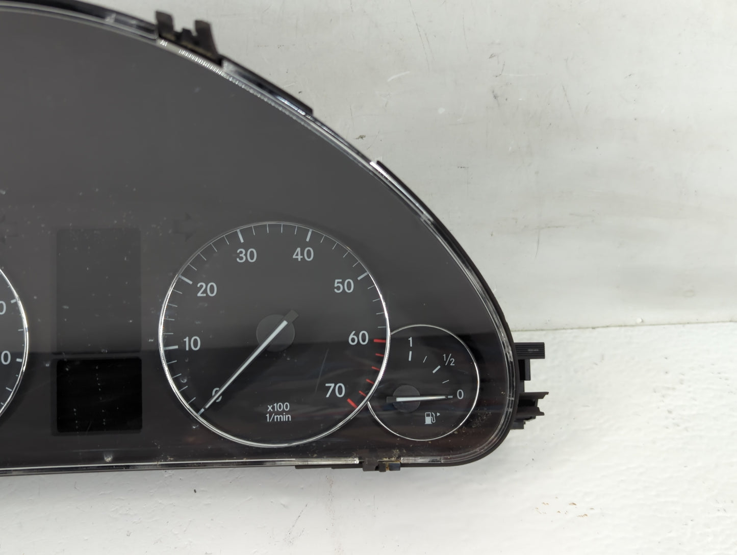 2005 Mercedes-Benz C240 Instrument Cluster Speedometer Gauges P/N:A 203 540 47 47 Fits OEM Used Auto Parts - Oemusedautopart