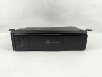 compare product 2005 Mercedes-Benz C240 Radio AM FM Cd Player Receiver Replacement P/N:A 203 870 33 89 Fits OEM Used Auto Parts