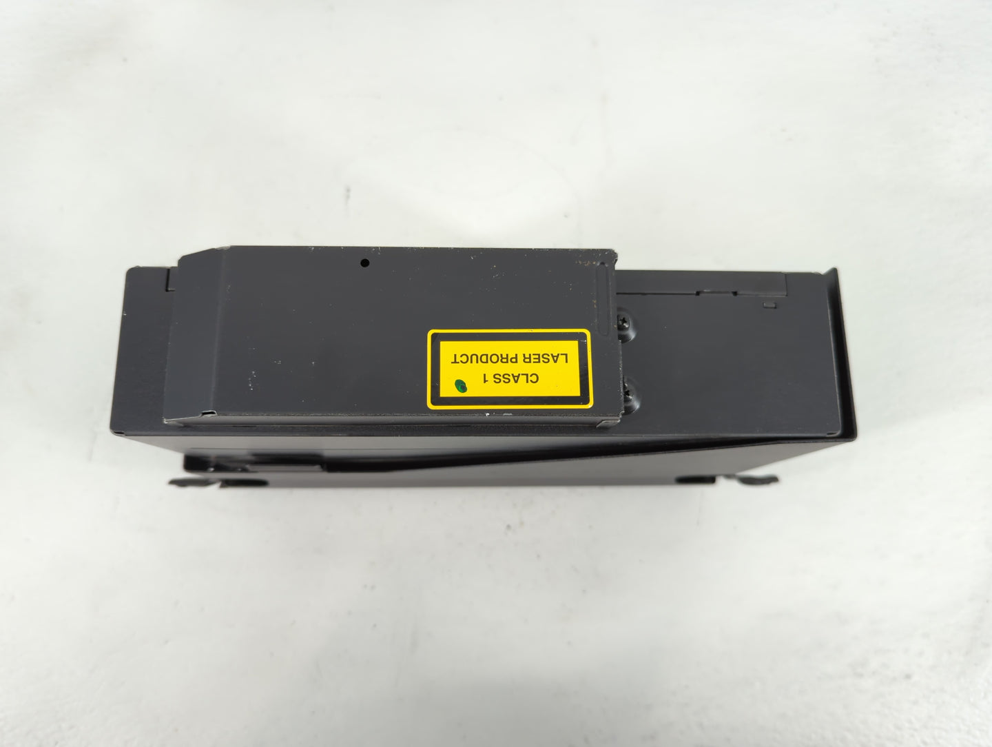 2005 Mercedes-Benz C240 Radio AM FM Cd Player Receiver Replacement P/N:A 203 870 33 89 Fits OEM Used Auto Parts - Oemusedaut