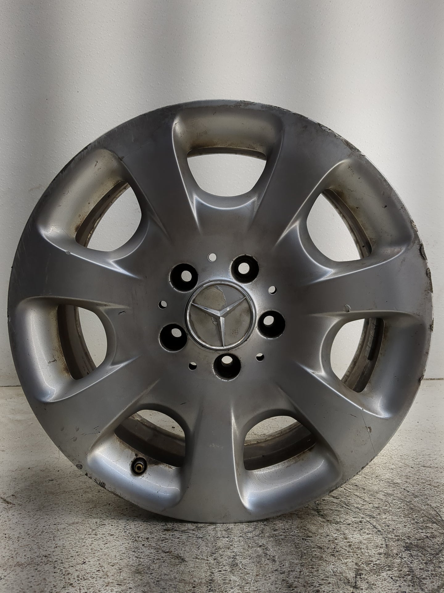 2005-2005 Mercedes-benz C240 Oem Wheel Rim 1325336 - Oemusedautoparts1.com
