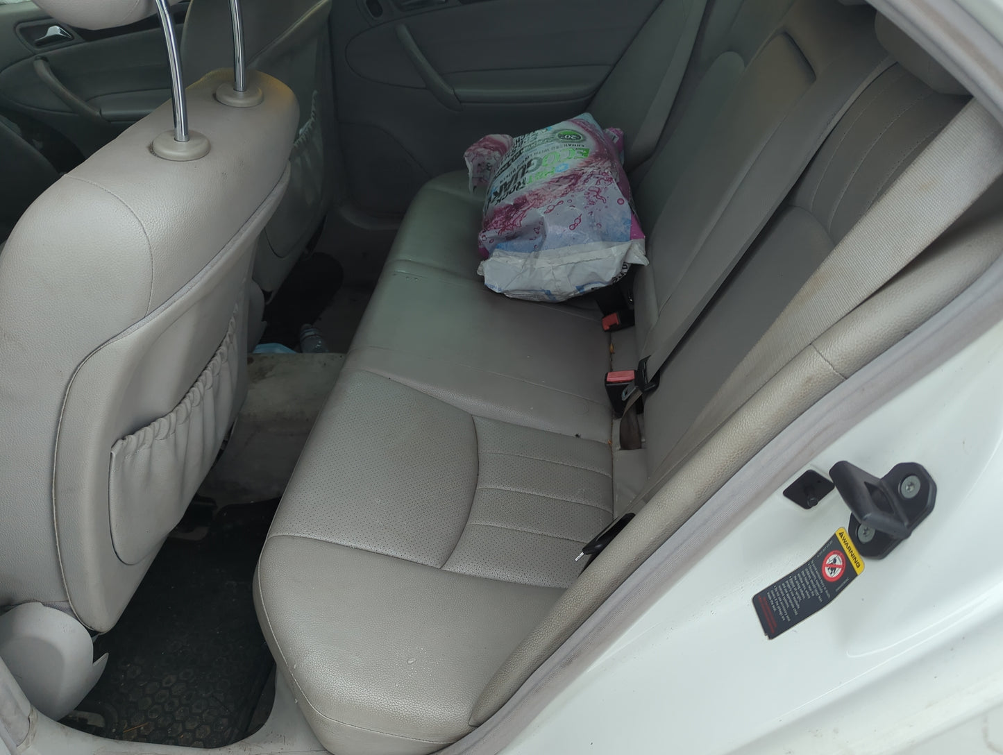2005 Mercedes-benz C240 Rear Seat Oem - Oemusedautoparts1.com
