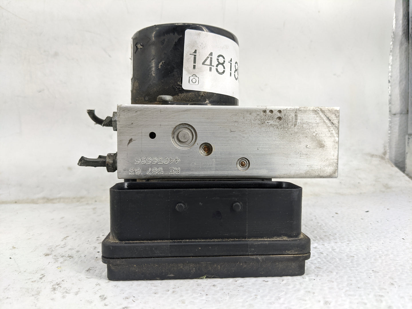 2005 Mercedes-Benz Clk500 ABS Pump Control Module Replacement P/N:31 80 12 Q01 0265225459 Fits OEM Used Auto Parts - Oemused