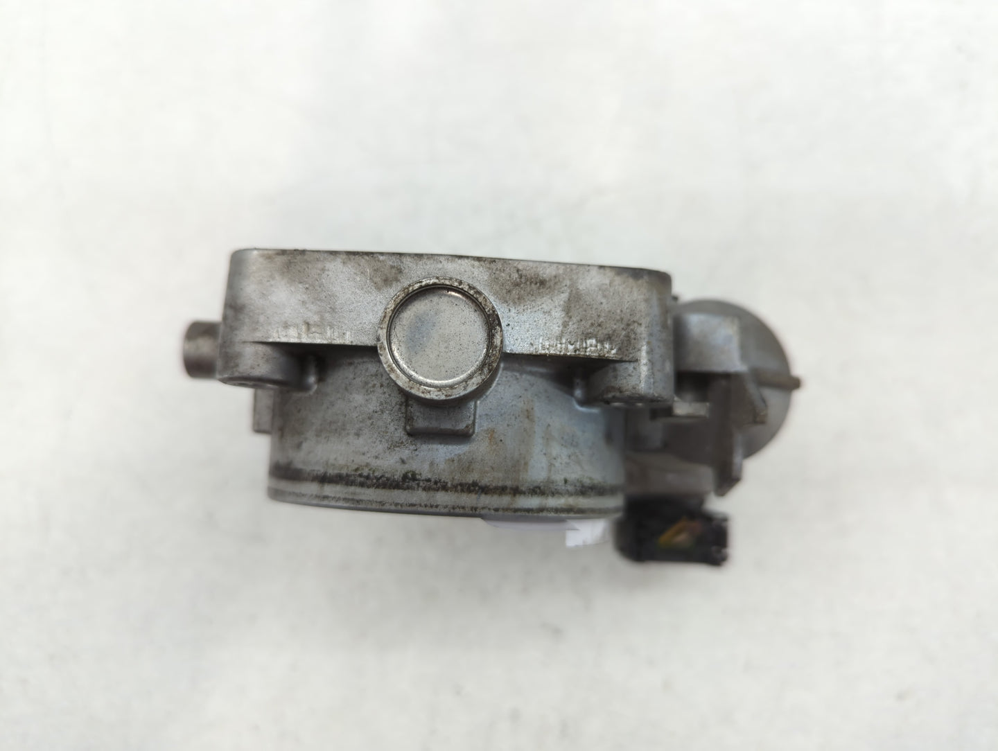 2003-2005 Mercedes-Benz Clk500 Throttle Body P/N:A 113 141 01 25 Fits Fits 2001 2002 2003 2004 2005 2006 2007 2008 2009 2010