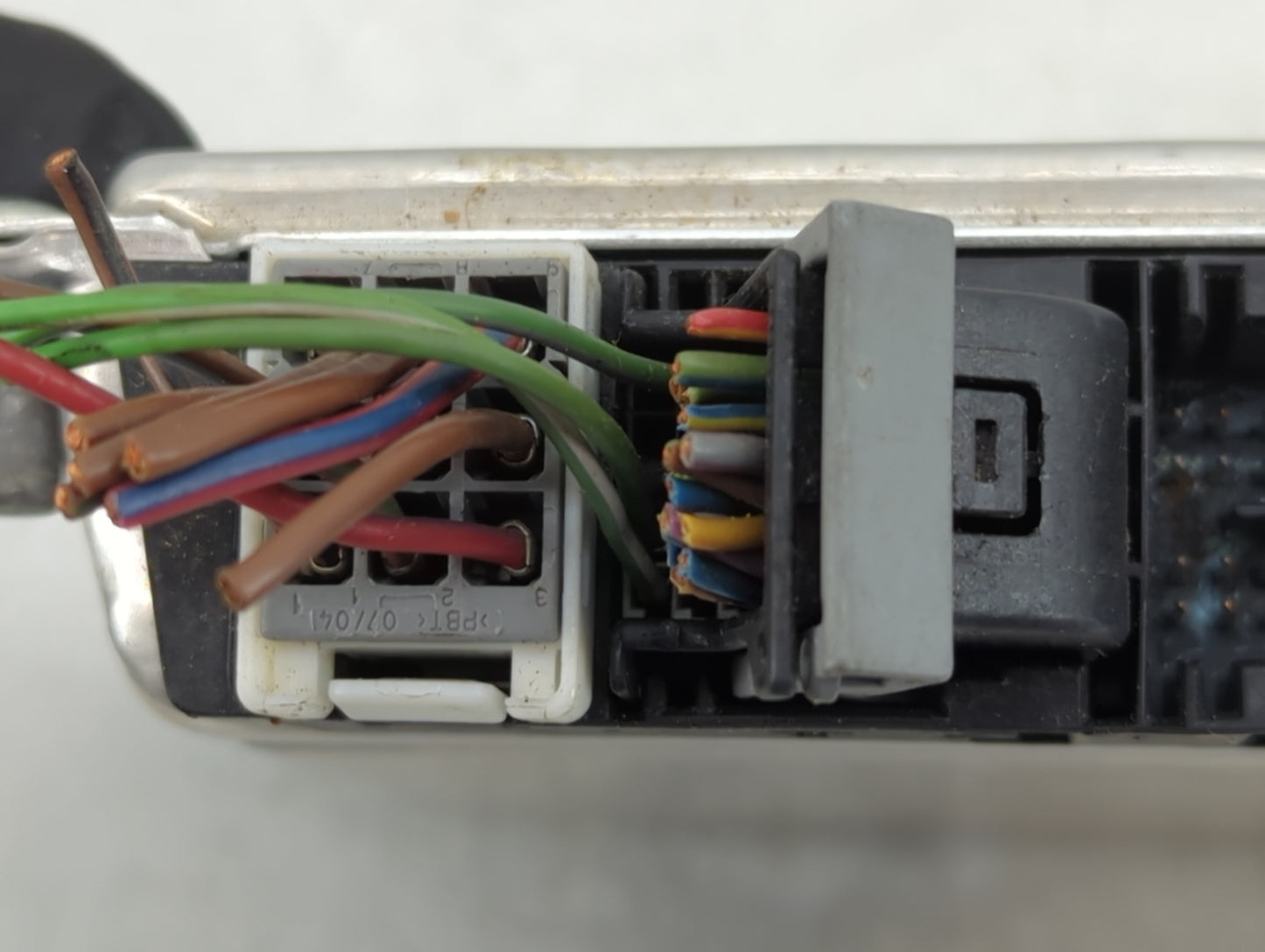 2005 Mercedes-Benz E-Class PCM Engine Control Computer ECU ECM PCU OEM P/N:A1131534479 0261208431 Fits Fits 2003 2004 OEM Us
