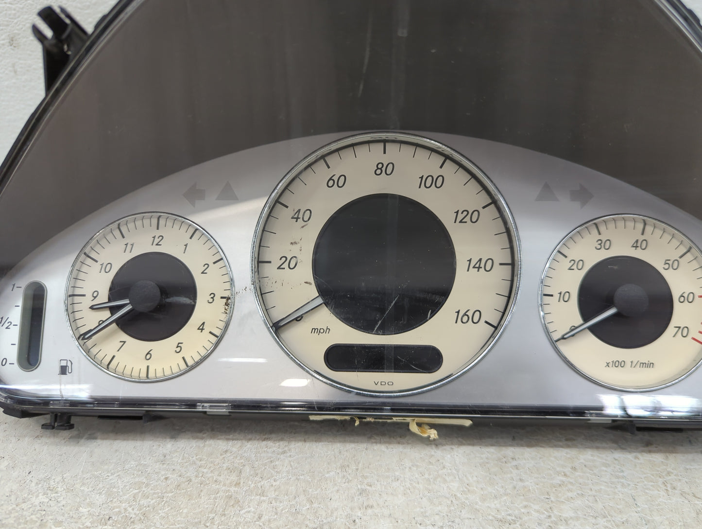 2005 Mercedes-Benz E-Class Instrument Cluster Speedometer Gauges P/N:A2115400047 110.080.284/015 Miles:151K Fits OEM Used Au