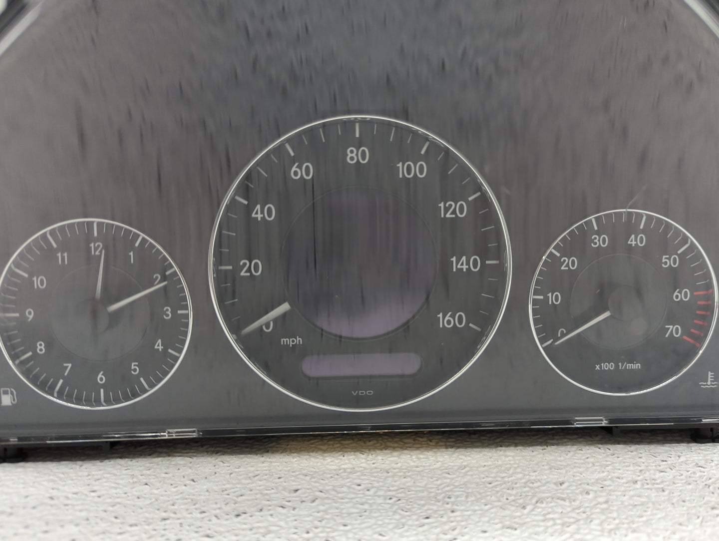 2005 Mercedes-Benz E-Class Instrument Cluster Speedometer Gauges P/N:A2115402947 110.080.283/007 Miles:139K Fits OEM Used Au