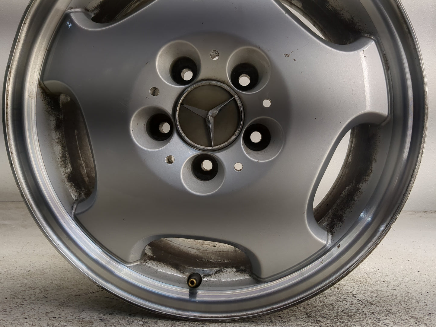 Mercedes-benz E200 Oem Wheel Rim - Oemusedautoparts1.com