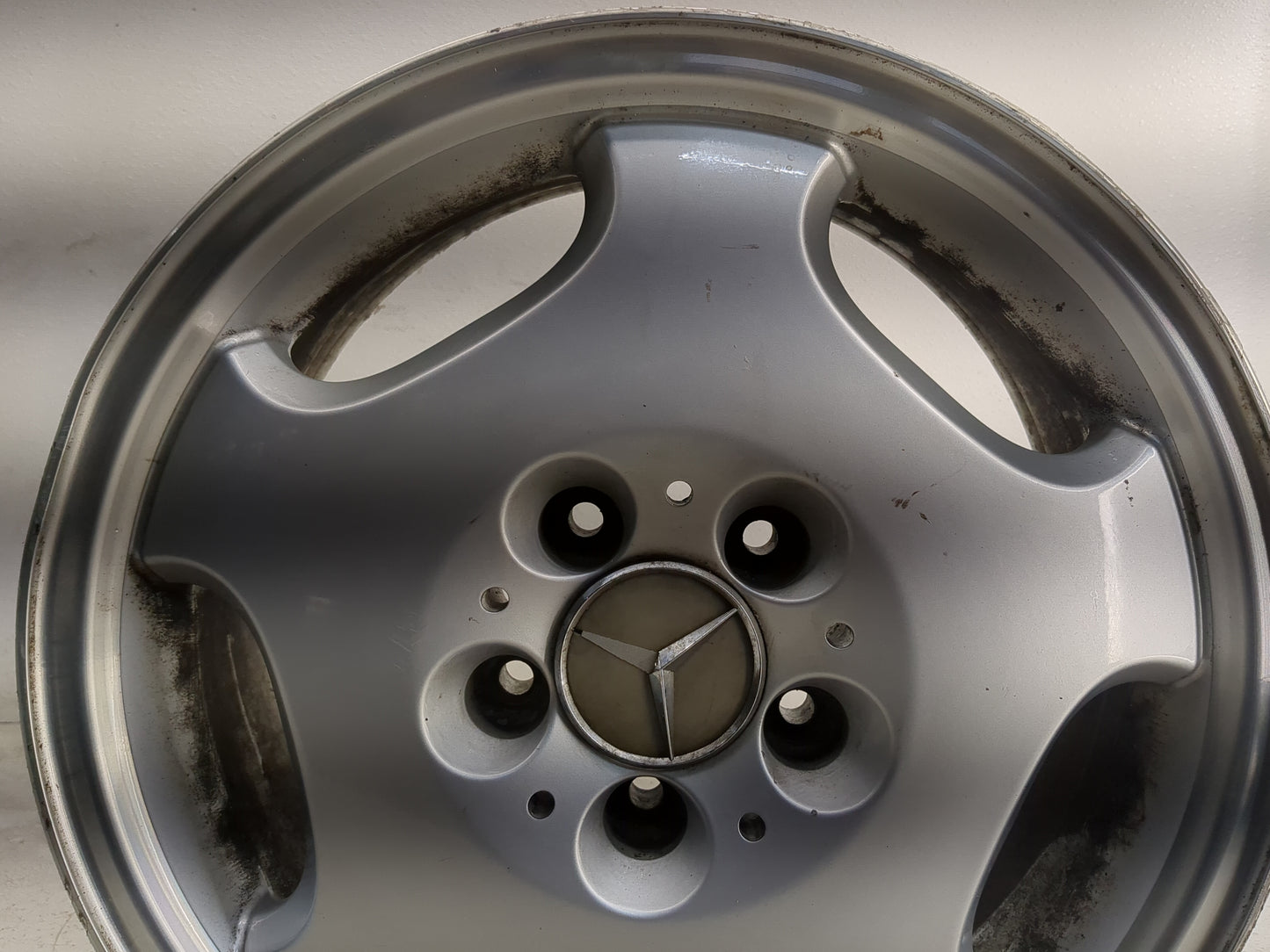 Mercedes-benz E200 Oem Wheel Rim - Oemusedautoparts1.com