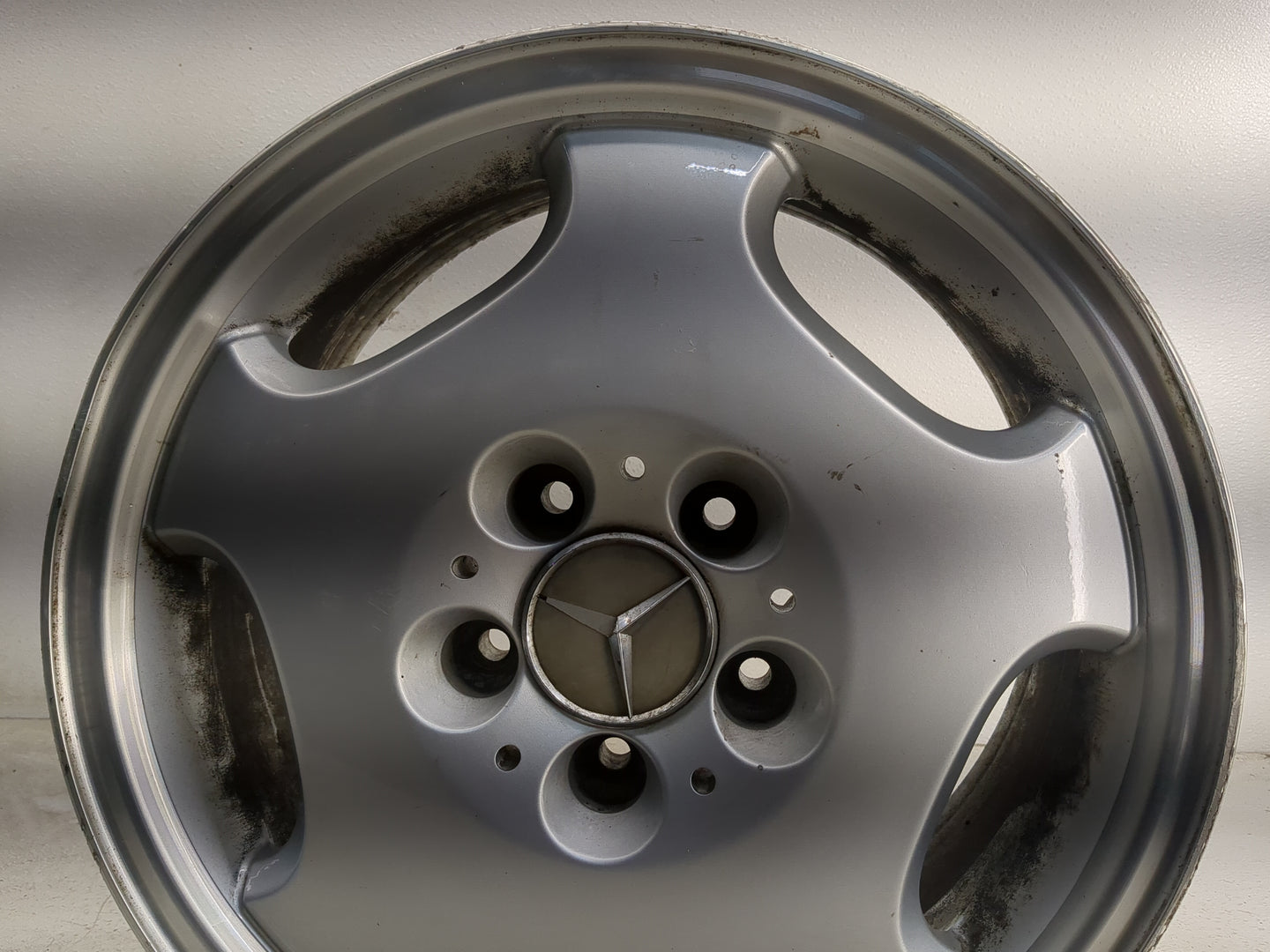 Mercedes-benz E200 Oem Wheel Rim - Oemusedautoparts1.com