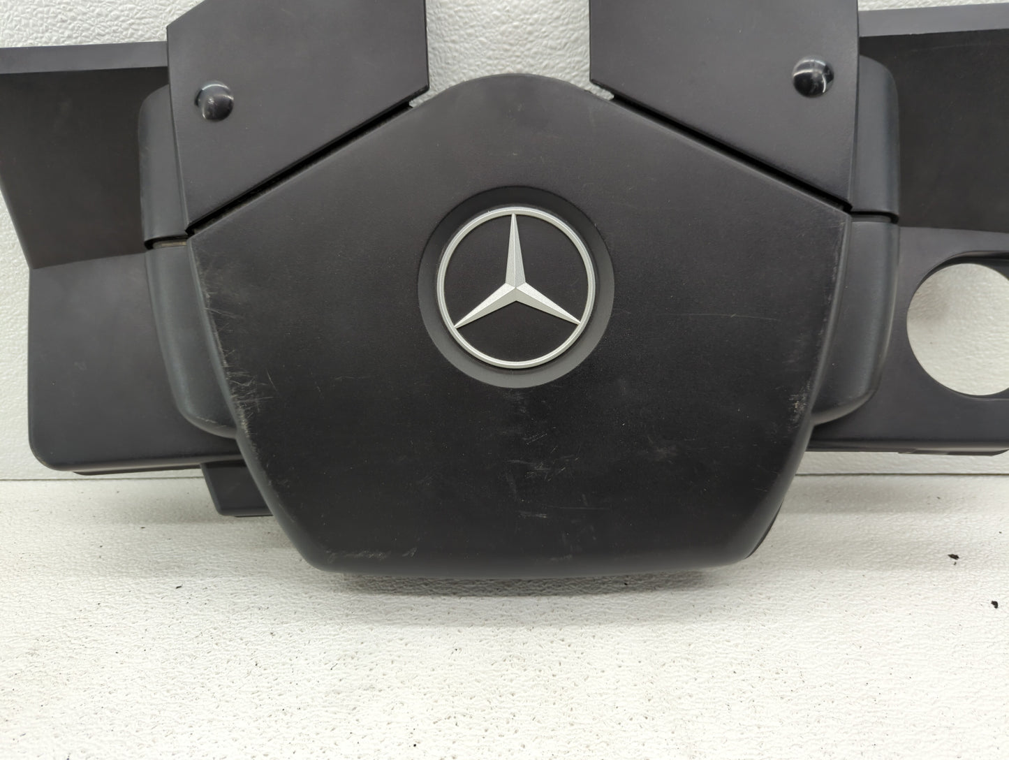 2005 Mercedes-benz E250 Engine Cover - Oemusedautoparts1.com