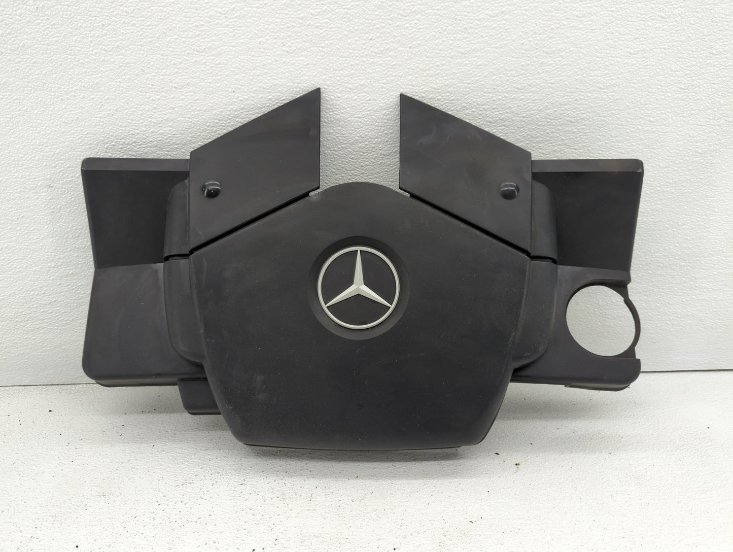 2005 Mercedes-benz E250 Engine Cover - Oemusedautoparts1.com
