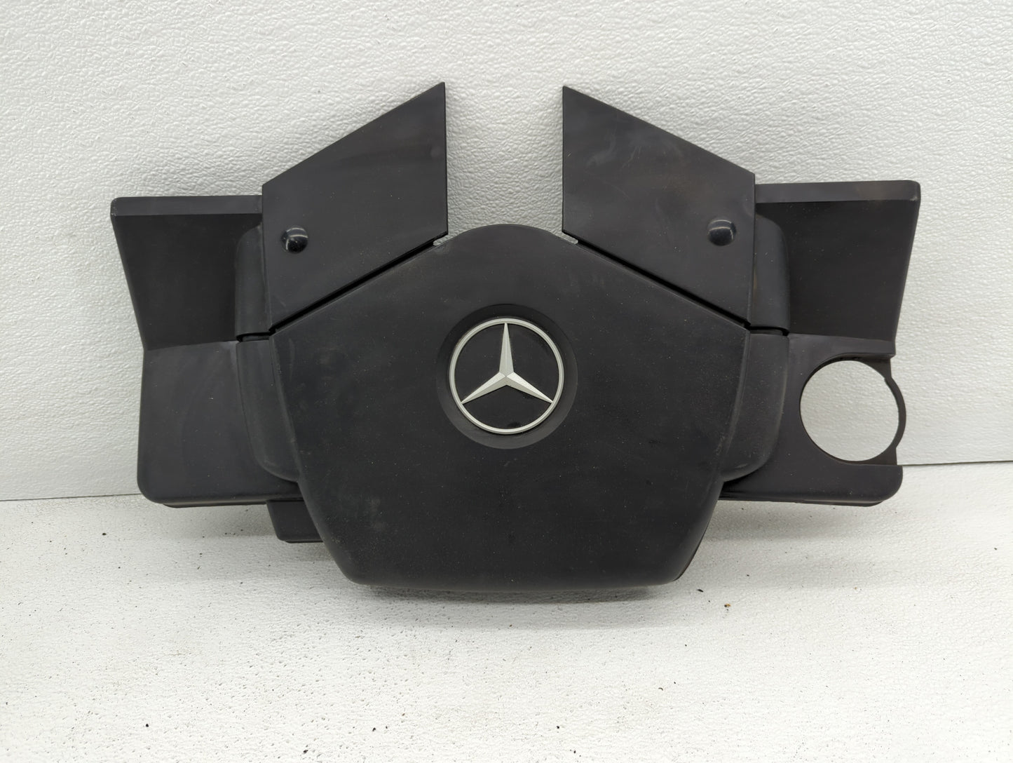 2005 Mercedes-benz E250 Engine Cover - Oemusedautoparts1.com