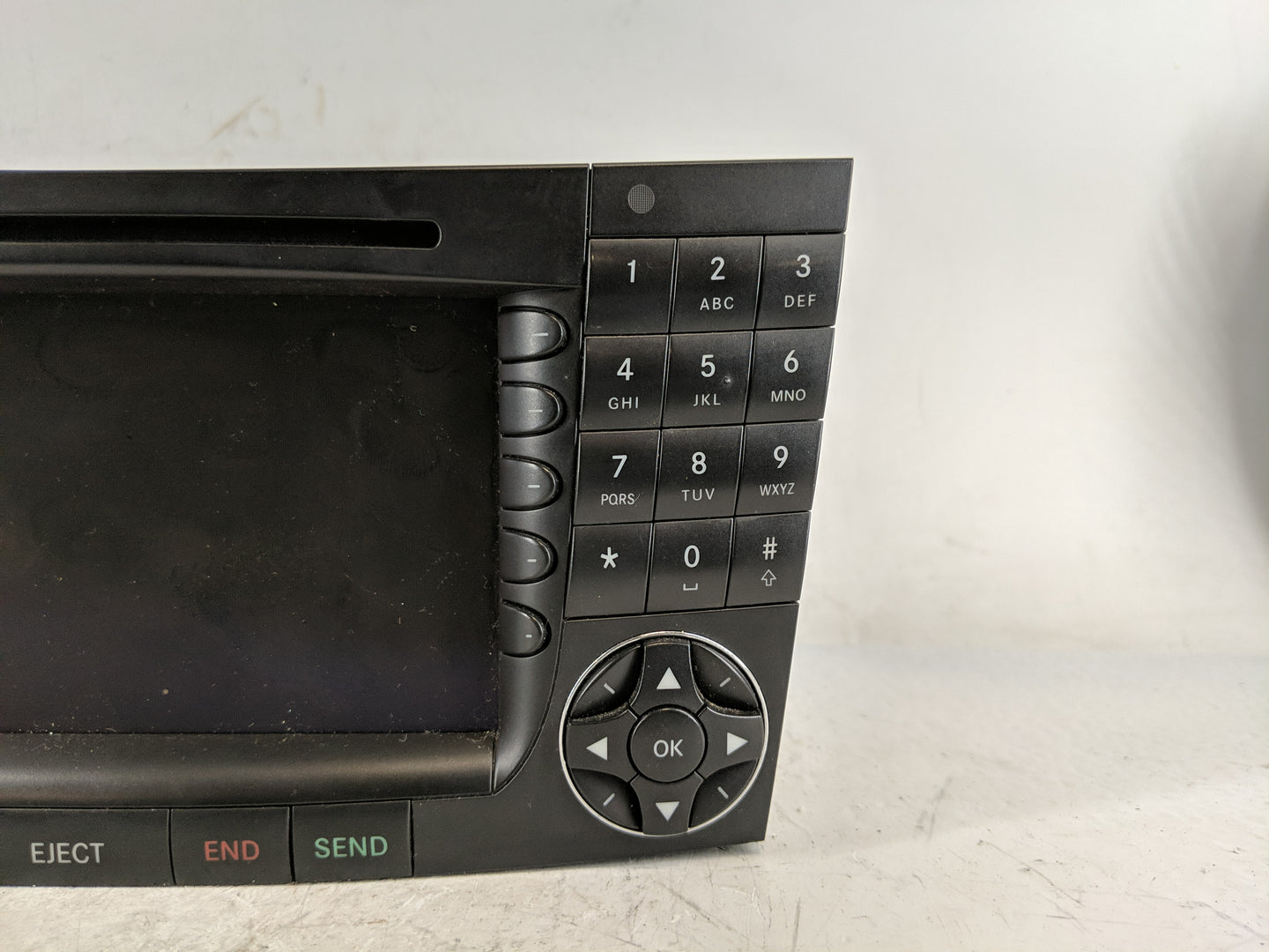 2005 Mercedes-Benz E320 Radio AM FM Cd Player Receiver Replacement P/N:4 170 000333 90120-451, 01538446 Fits OEM Used Auto P