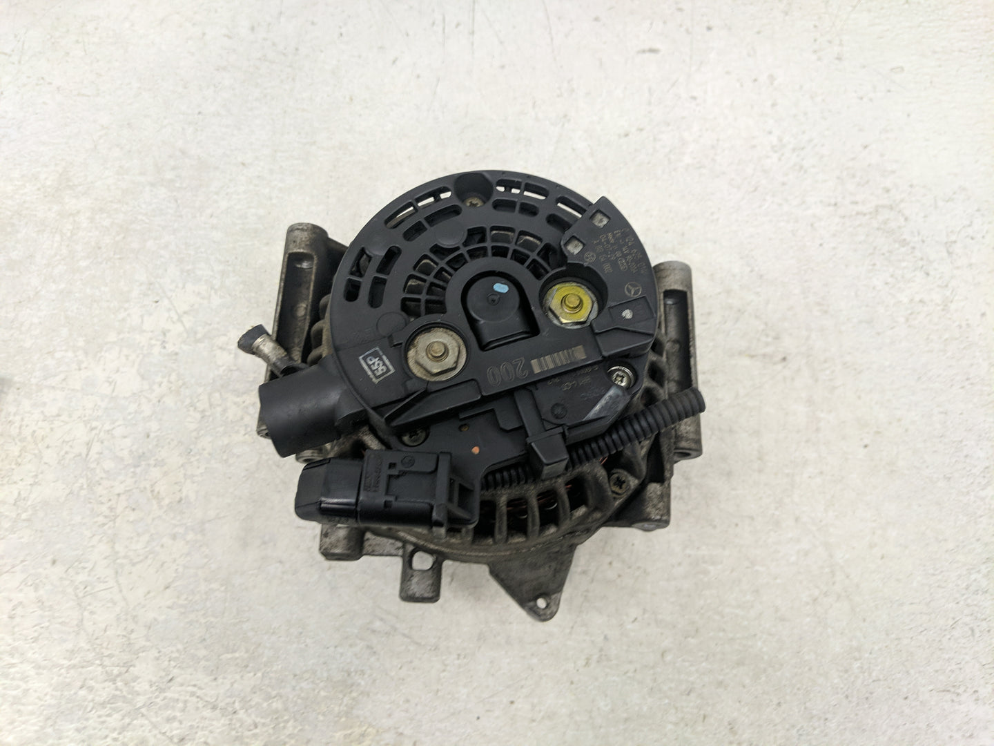 2005-2006 Mercedes-Benz E320 Alternator Replacement Generator Charging Assembly Engine OEM P/N:A 013 154 0002 0 124 625 014 