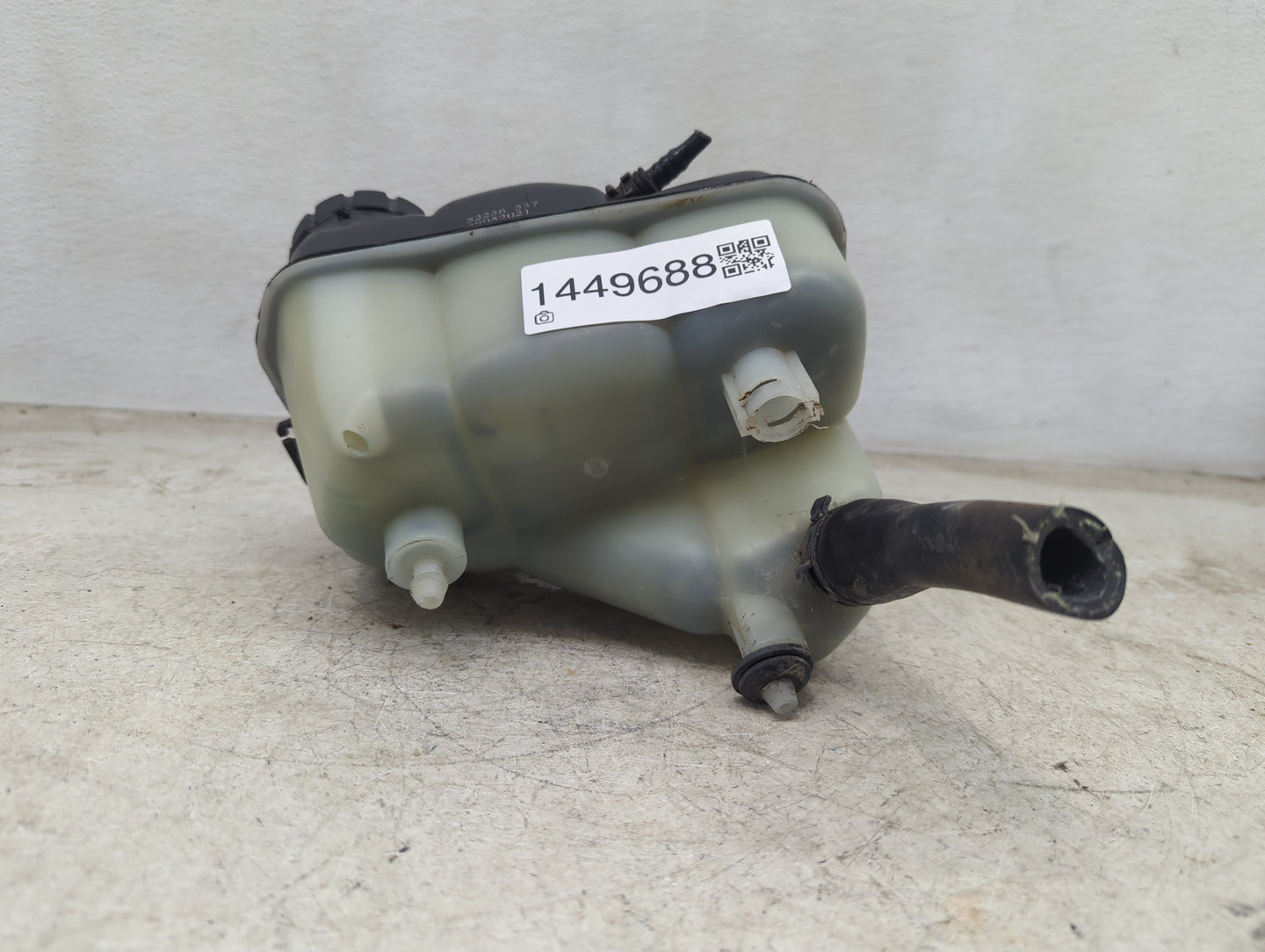 2003 Mercedes-benz E320 Radiator Coolant Overflow Expansion Tank Bottle - Oemusedautoparts1.com
