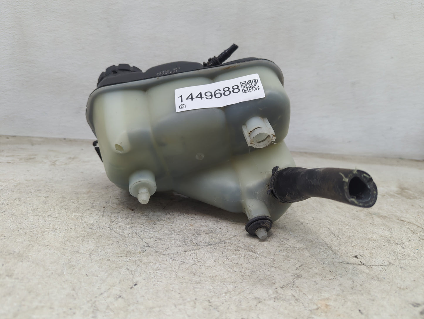 2003 Mercedes-benz E320 Radiator Coolant Overflow Expansion Tank Bottle - Oemusedautoparts1.com