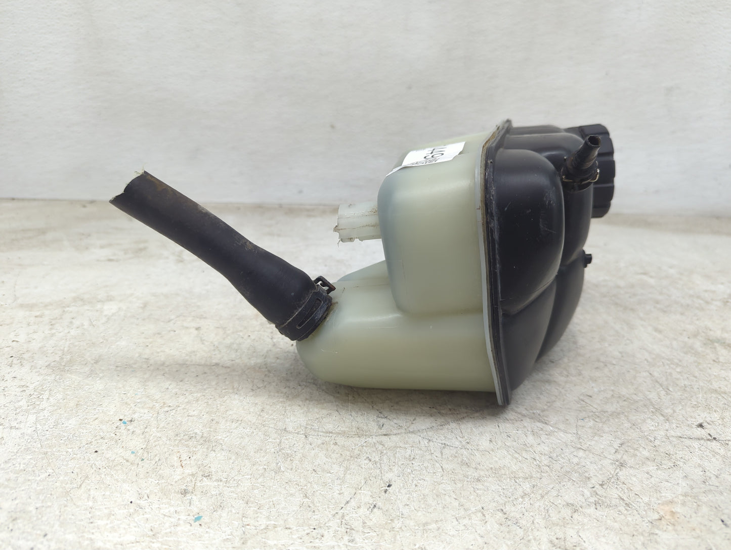 2003 Mercedes-benz E320 Radiator Coolant Overflow Expansion Tank Bottle - Oemusedautoparts1.com