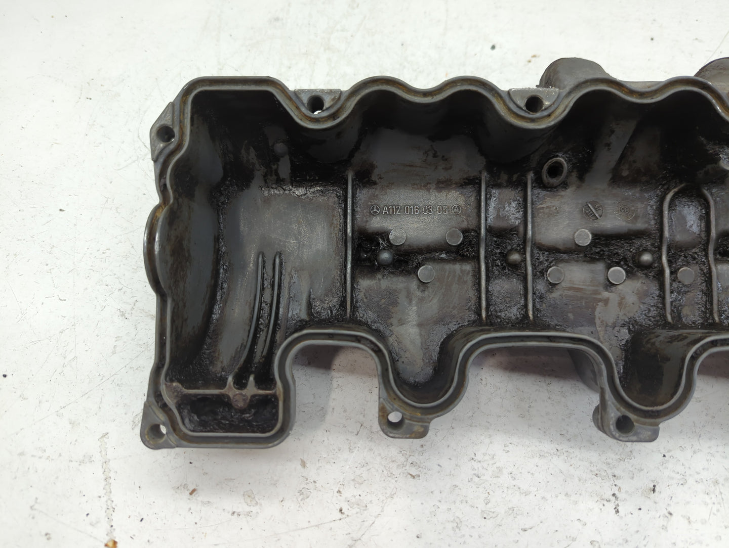 2005 Mercedes-Benz E320 Driver Left Cylinder Head Valve Cover P/N:A112 016 03 05 Fits OEM Used Auto Parts - Oemusedautoparts