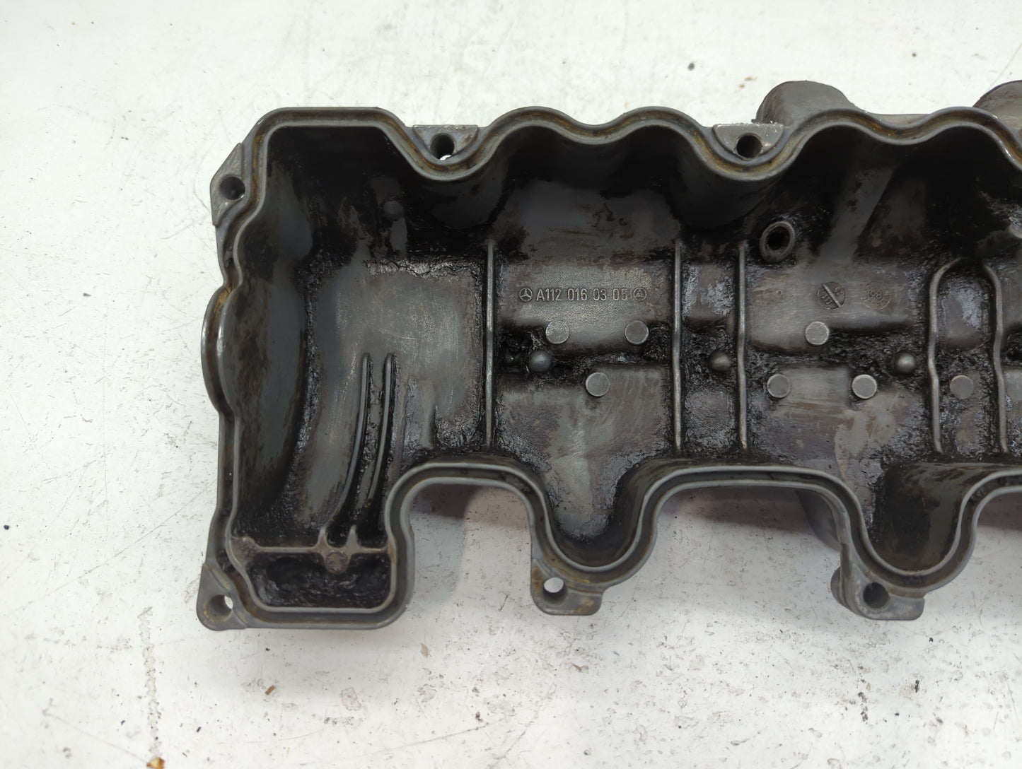 2005 Mercedes-Benz E320 Driver Left Cylinder Head Valve Cover P/N:A112 016 03 05 Fits OEM Used Auto Parts - Oemusedautoparts