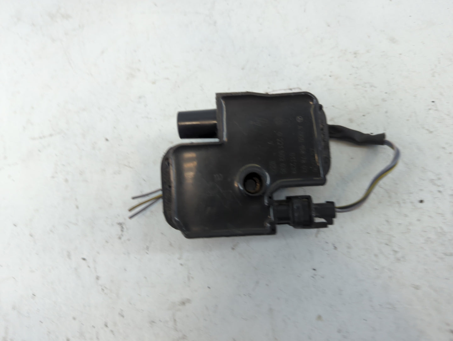 2005 Mercedes-benz E350 Ignition Coil 685148 - Oemusedautoparts1.com