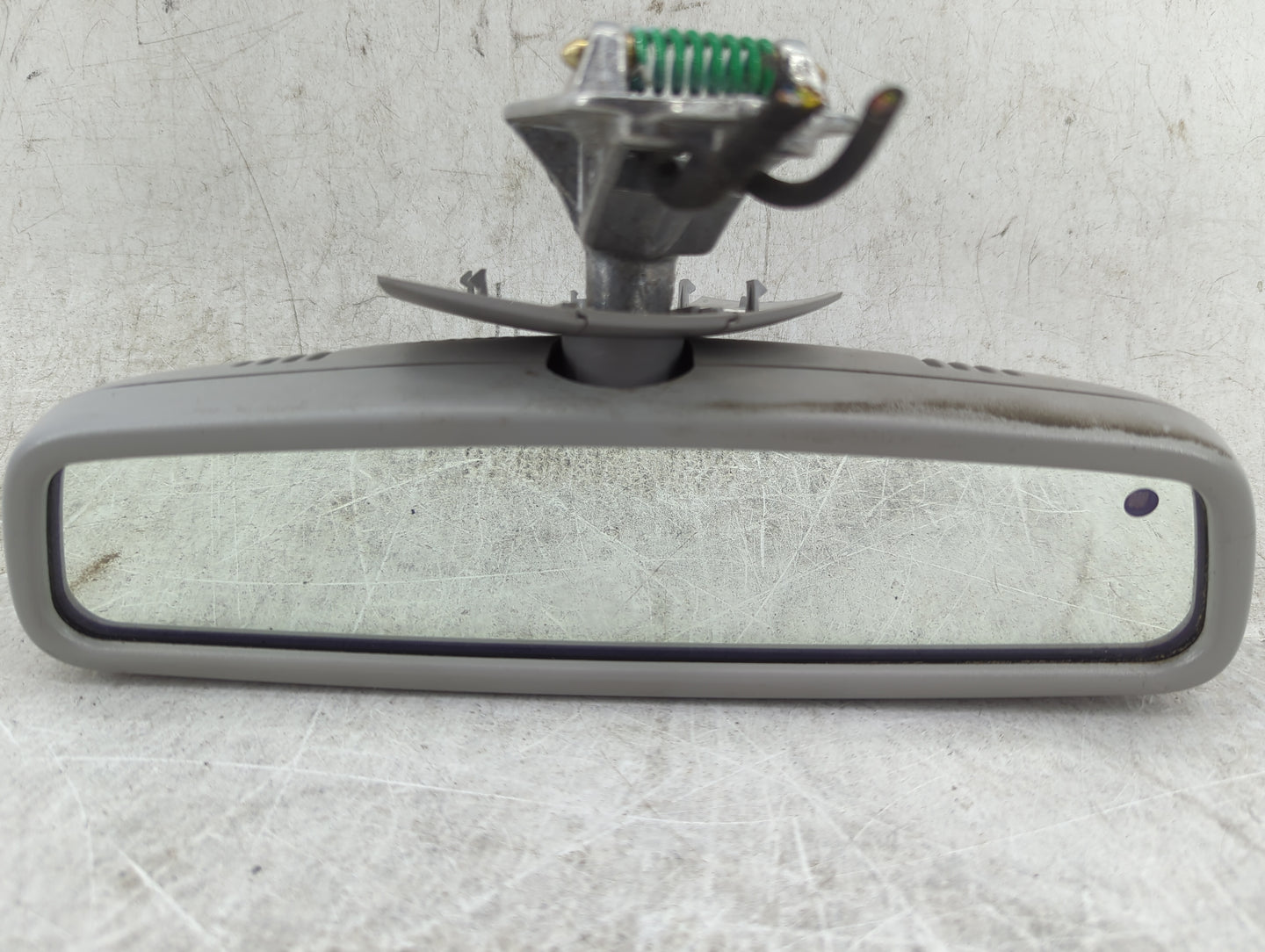 2005 Mercedes-Benz E500 Interior Rear View Mirror Replacement OEM P/N:211 811 0107 Fits OEM Used Auto Parts - Oemusedautopar