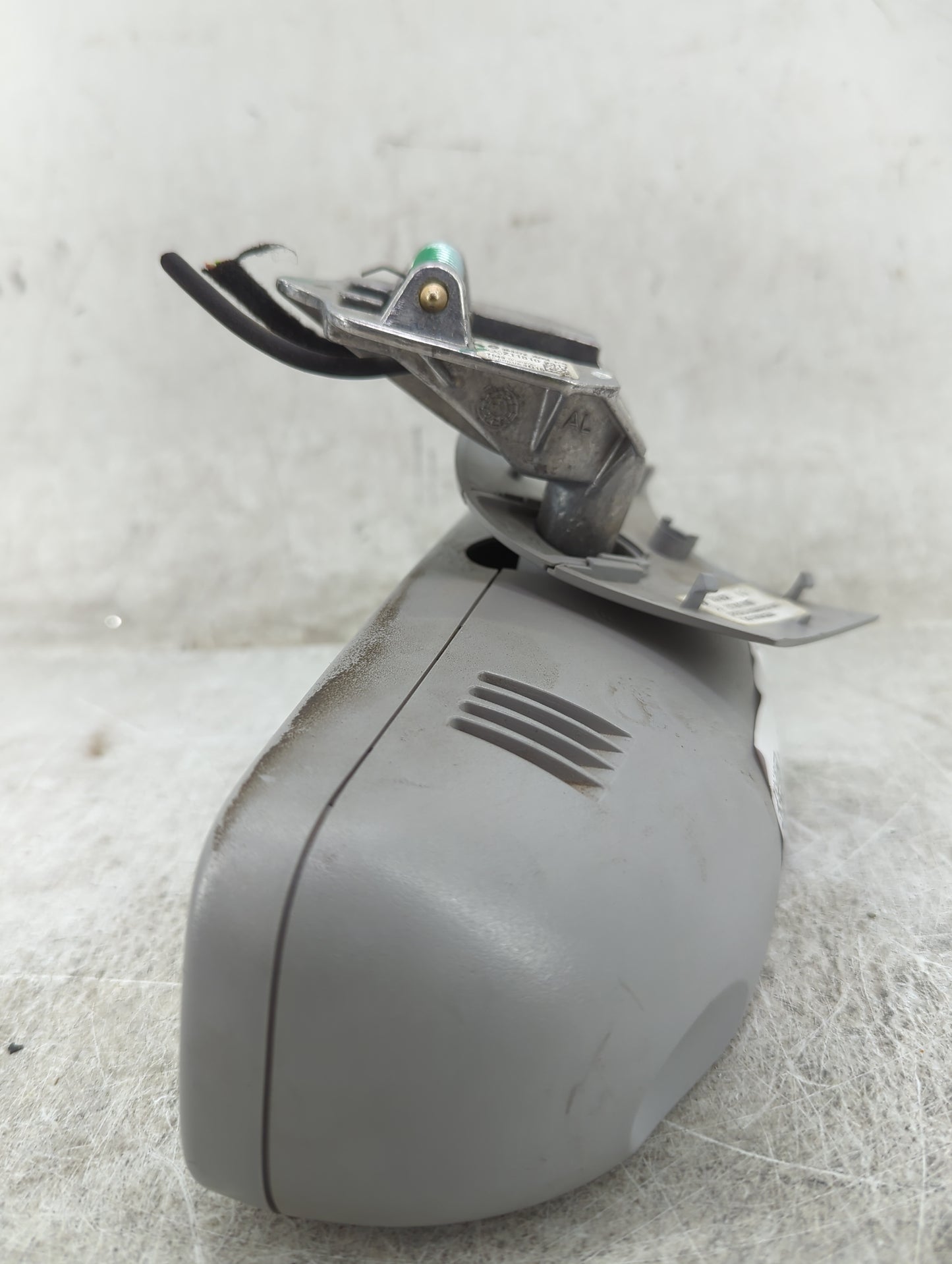 2005 Mercedes-Benz E500 Interior Rear View Mirror Replacement OEM P/N:211 811 0107 Fits OEM Used Auto Parts - Oemusedautopar