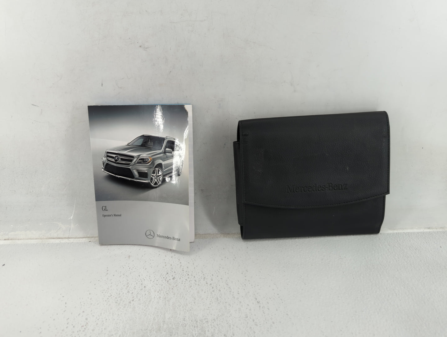 2005 Mercedes-Benz Gl320 Owners Manual Book Guide P/N:166 584 25 71 OEM Used Auto Parts - Oemusedautoparts1.com