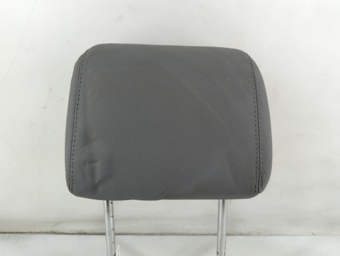 2005 Mercedes-Benz Ml250 Headrest Head Rest Front Driver Passenger Seat Fits Fits 2000 2001 2002 2003 2004 OEM Used Auto Par