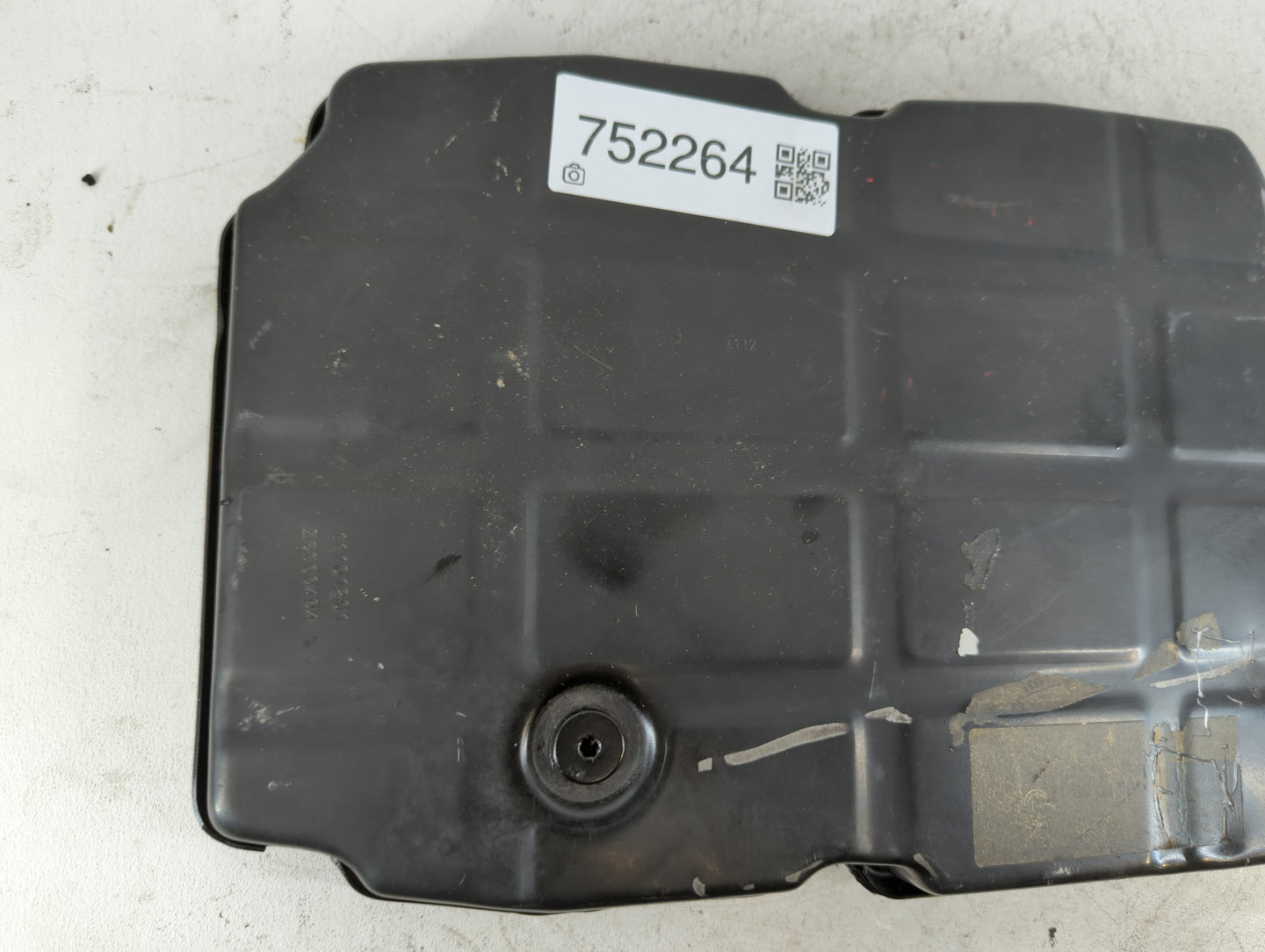 2003-2005 Mercedes-Benz Ml350 Engine Oil Pan P/N:ZGS00404 111012S1 Fits Fits 1998 1999 2000 2001 2002 2003 2004 2005 2006 OE