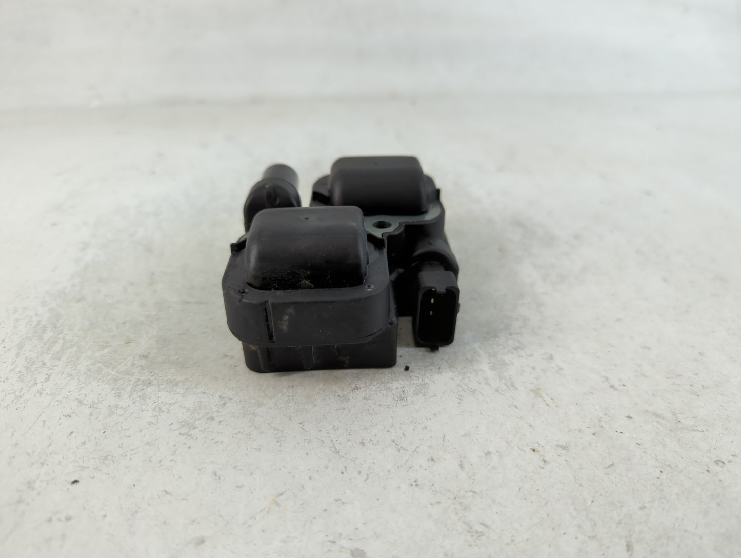 2003-2005 Mercedes-benz Ml350 Ignition Coil Igniter Pack - Oemusedautoparts1.com