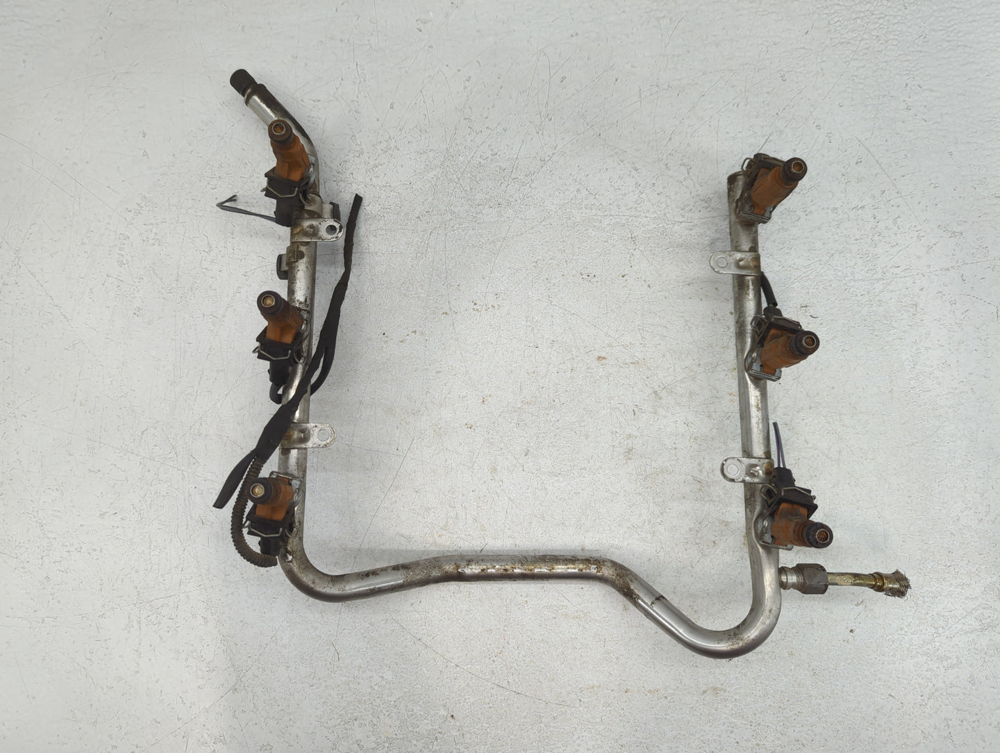 2005 Mercedes-Benz Ml350 Fuel Injectors P/N:A 112 70 10 95 Fits OEM Used Auto Parts - Oemusedautoparts1.com
