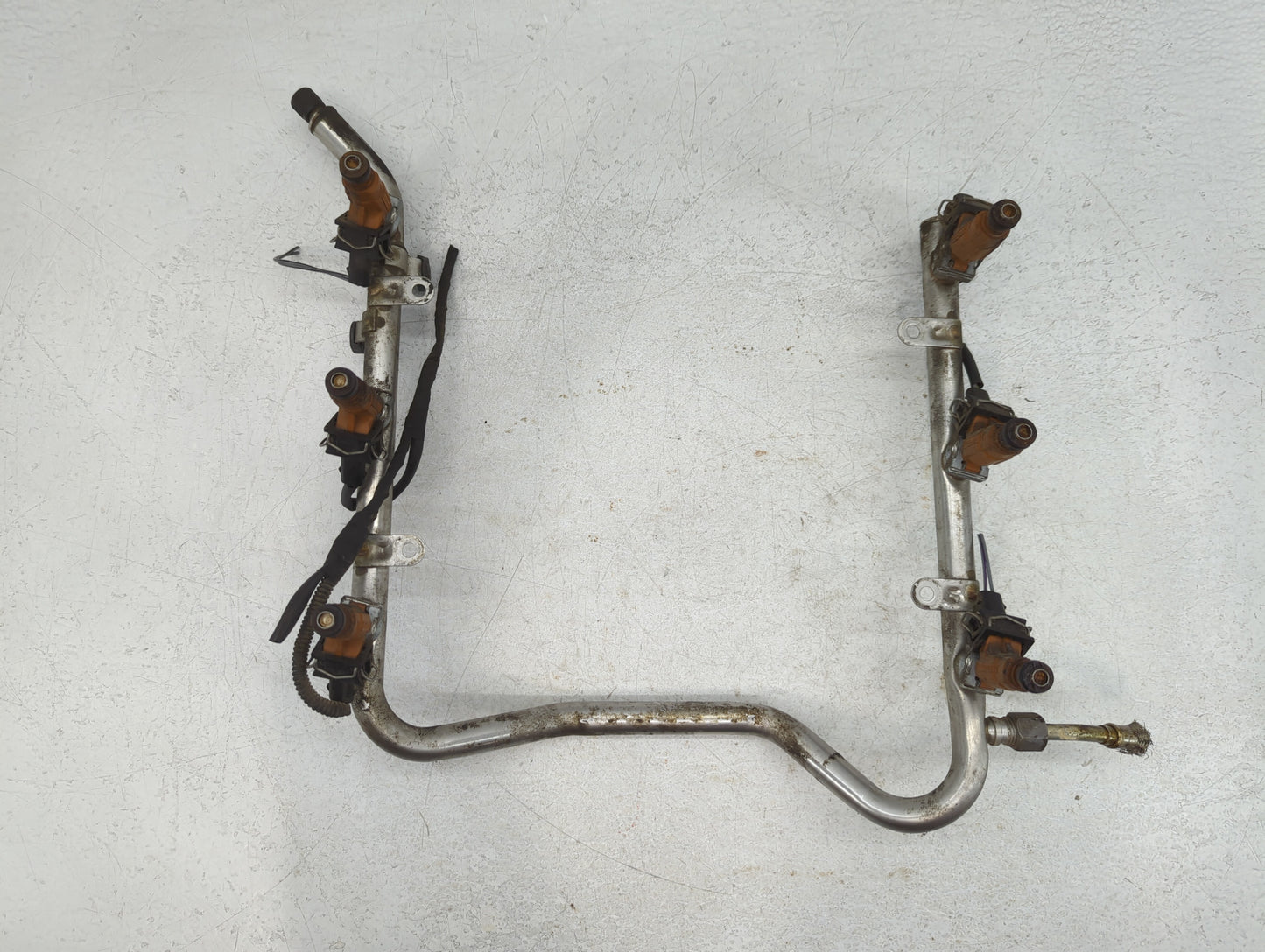 2005 Mercedes-Benz Ml350 Fuel Injectors P/N:A 112 70 10 95 Fits OEM Used Auto Parts - Oemusedautoparts1.com
