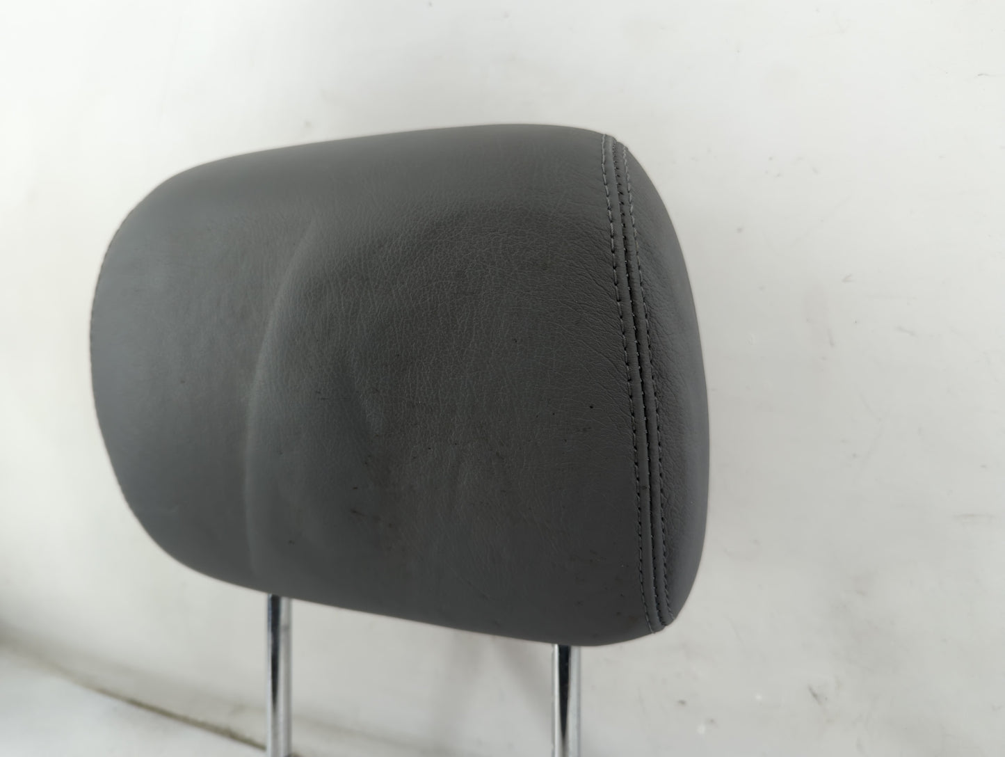 2003-2005 Mercedes-Benz Ml350 Headrest Head Rest Front Driver Passenger Seat Fits Fits 2000 2001 2002 2003 2004 2005 OEM Use