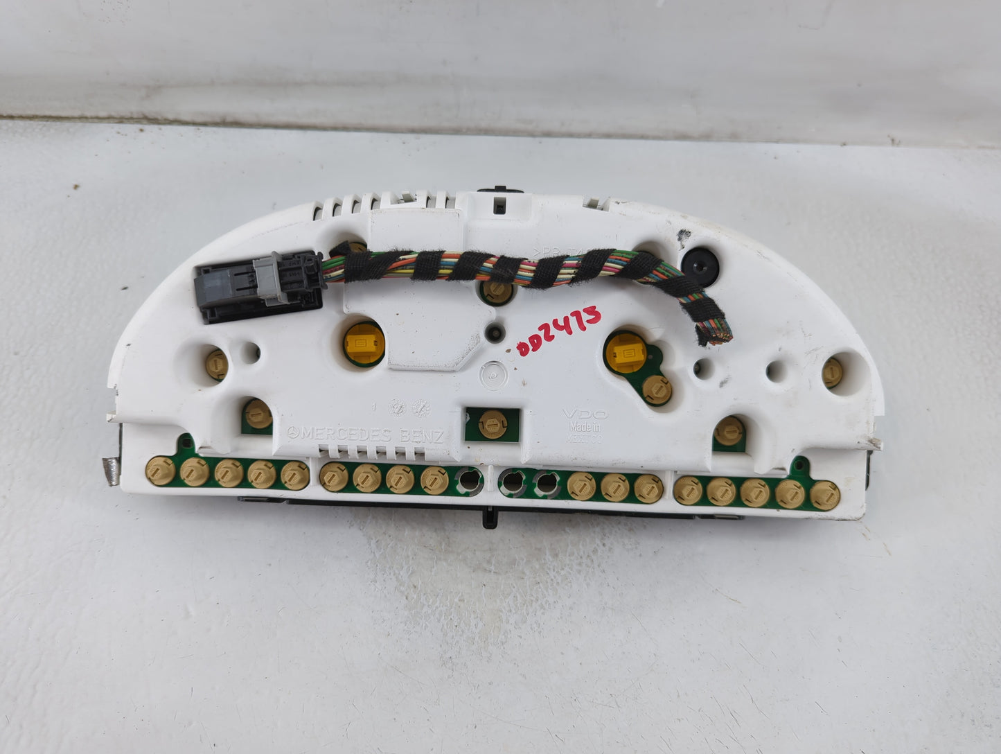 2003-2005 Mercedes-Benz Ml350 Instrument Cluster Speedometer Gauges P/N:A163 540 88 11 Fits Fits 2002 2003 2004 2005 OEM Use