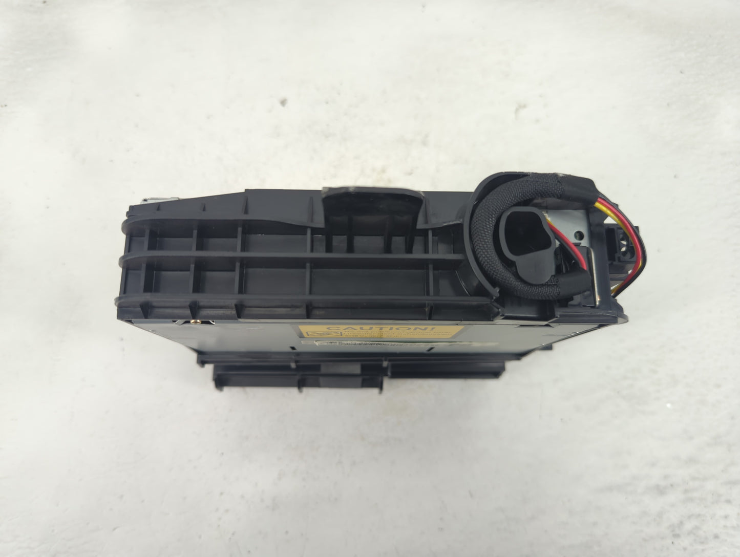 2005 Mercedes-Benz Slk200 Radio AM FM Cd Player Receiver Replacement P/N:A 211 827 55 42 Fits OEM Used Auto Parts - Oemuseda