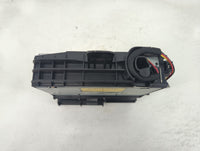 2005 Mercedes-Benz Slk200 Radio AM FM Cd Player Receiver Replacement P/N:A 211 827 55 42 Fits OEM Used Auto Parts - Oemuseda