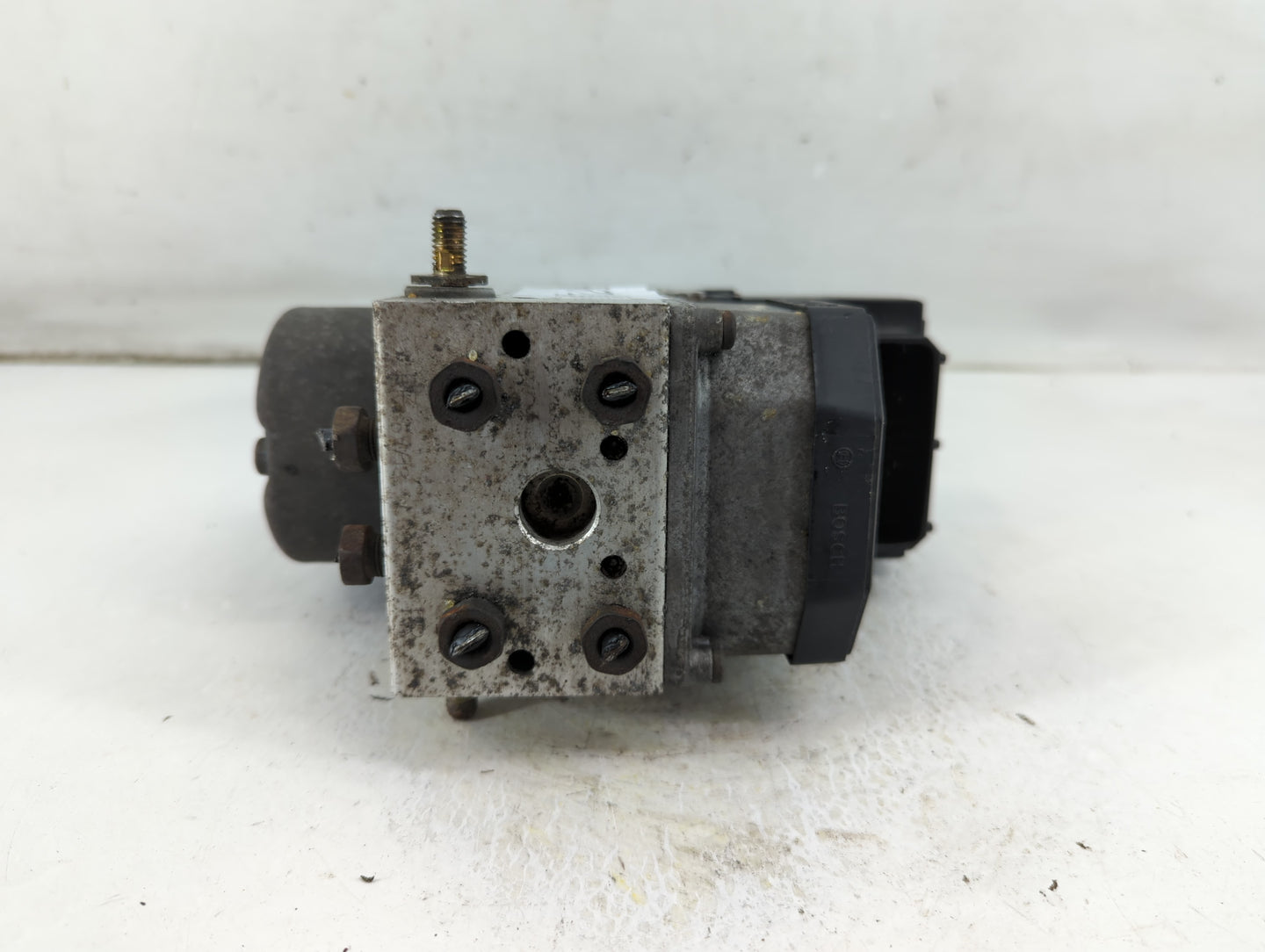 2005 Mercury Grand Marquis ABS Pump Control Module Replacement P/N:5W13-2C353-A Fits OEM Used Auto Parts - Oemusedautoparts1