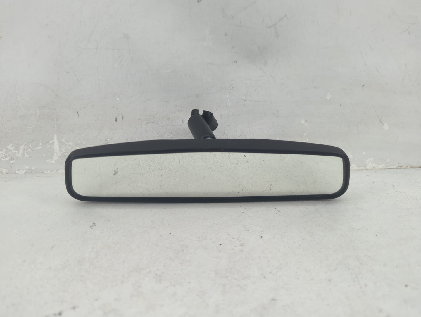 2005 Mercury Grand Marquis Interior Rear View Mirror Replacement OEM Fits OEM Used Auto Parts - Oemusedautoparts1.com