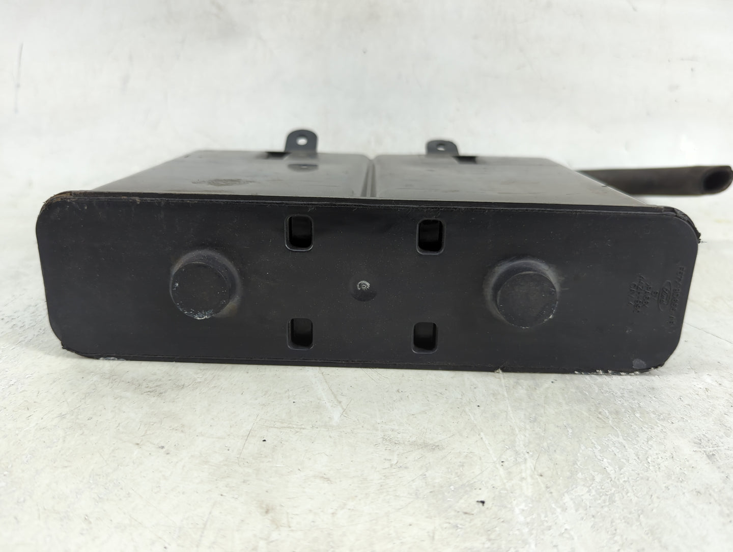 2005 Mercury Grand Marquis Fuel Vapor Charcoal Canister - Oemusedautoparts1.com
