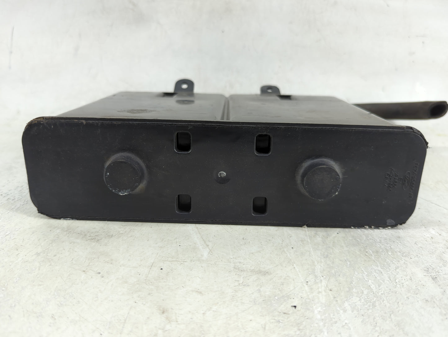 2005 Mercury Grand Marquis Fuel Vapor Charcoal Canister - Oemusedautoparts1.com