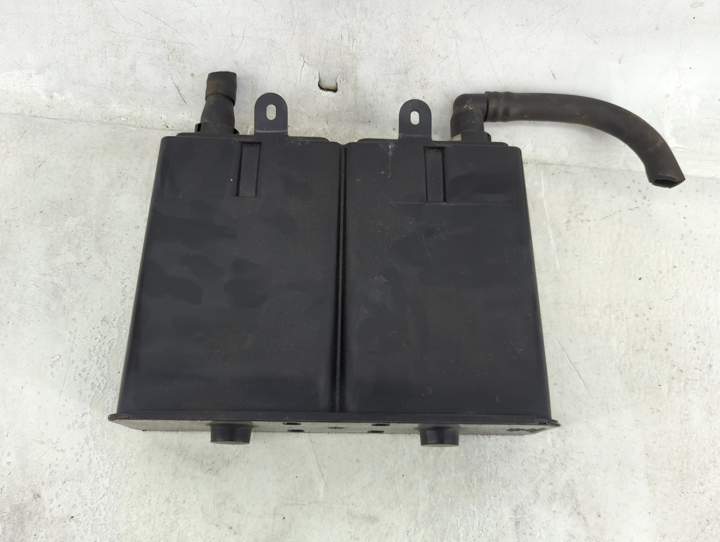 2005 Mercury Grand Marquis Fuel Vapor Charcoal Canister - Oemusedautoparts1.com