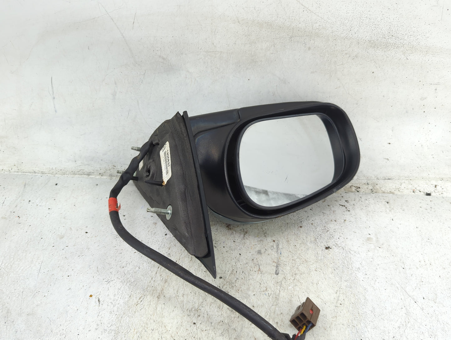 1998-2011 Mercury Grand Marquis Driver Side View Mirror - Left Door Mirror OEM Used - Oemusedautoparts1.com