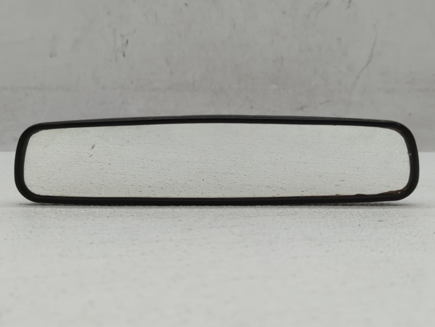 2005 Mercury Grand Marquis Interior Rear View Mirror Replacement OEM Fits OEM Used Auto Parts - Oemusedautoparts1.com