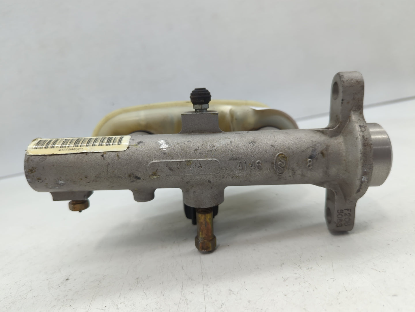 2001-2008 Mercury Grand Marquis Brake Master Cylinder - Oemusedautoparts1.com